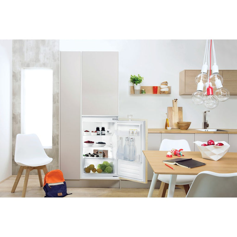 Indesit INS9011 Integrated Built-In Fridge (Discontinued)