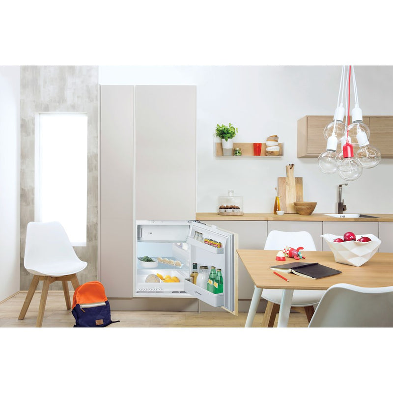 Indesit IF A1.UK 1 Integrated Fridge with Icebox (Discontinued)