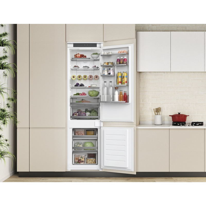 Hoover HOBT5519EWUK Integrated Fridge Freezer (Discontinued)