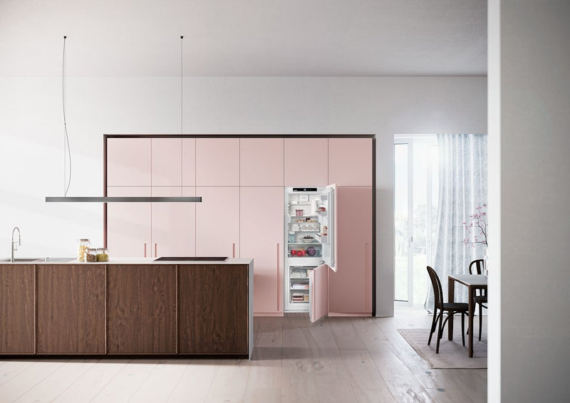 Liebherr ICNe5133 Fully Integrated Fridge Freezer (Discontinued)
