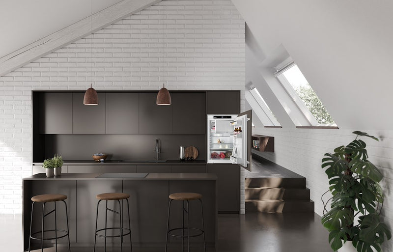 Liebherr IRSf3901 Fully Integrated Fridge with Ice Box (Discontinued)