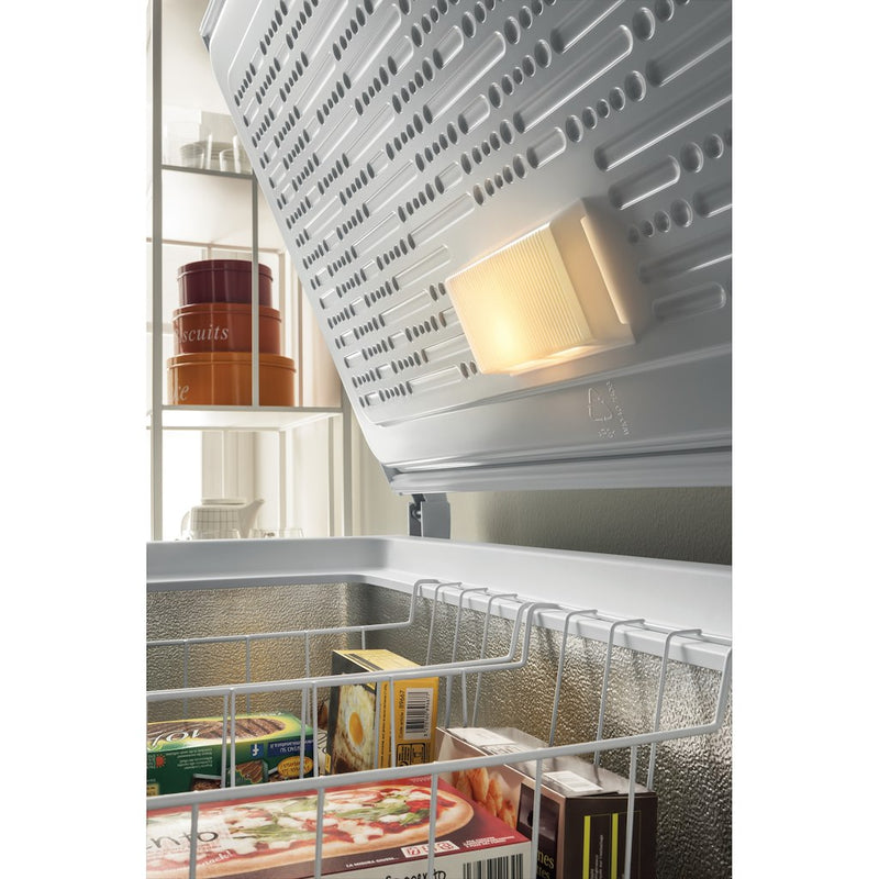 Hotpoint CS1A 250 H FA 1 Chest Freezer - White (Discontinued)