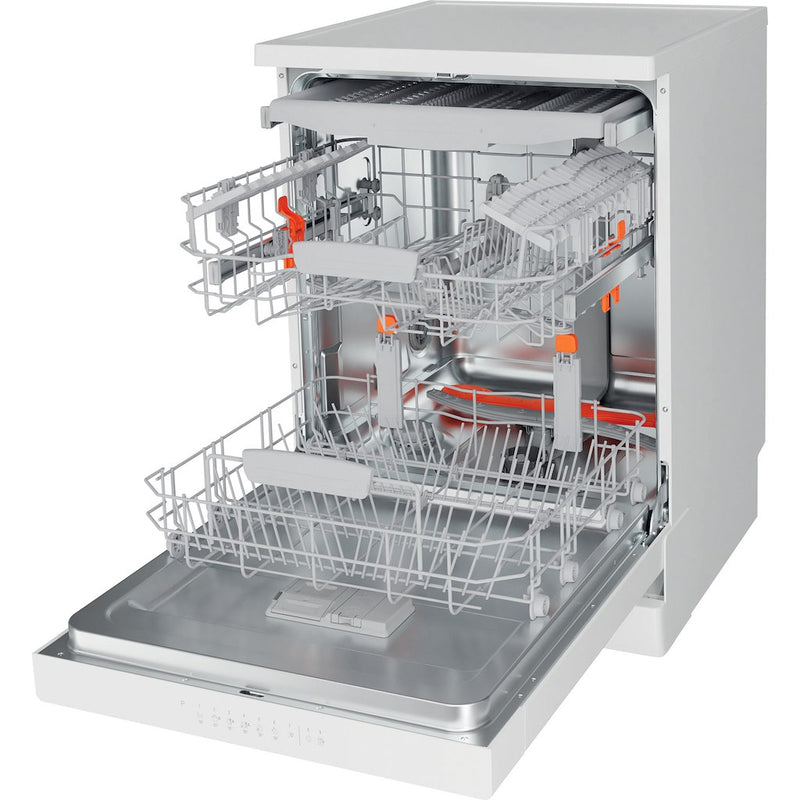 Hotpoint HFC 3C32 FW UK Dishwasher - White (Discontinued)