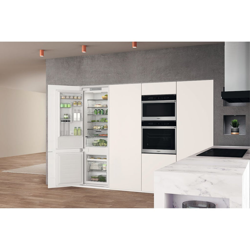 Whirlpool WHC20 T321 UK Extra Tall Built-In Fridge Freezer (Discontinued)