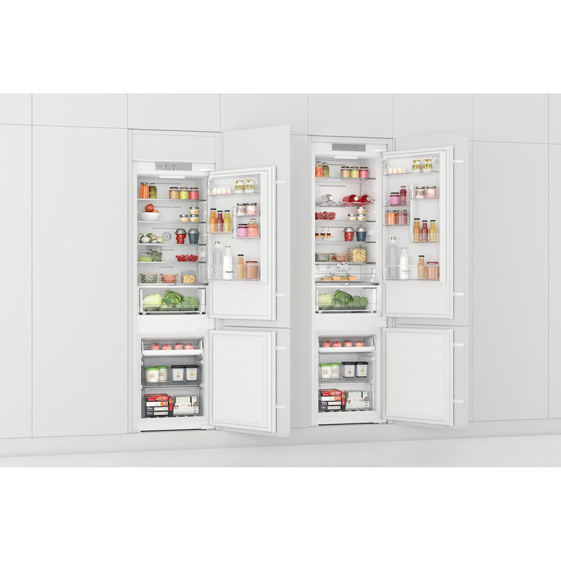 Hotpoint HTC18 T532 UK Frost Free Integrated Fridge freezer - 70/30 (Discontinued)