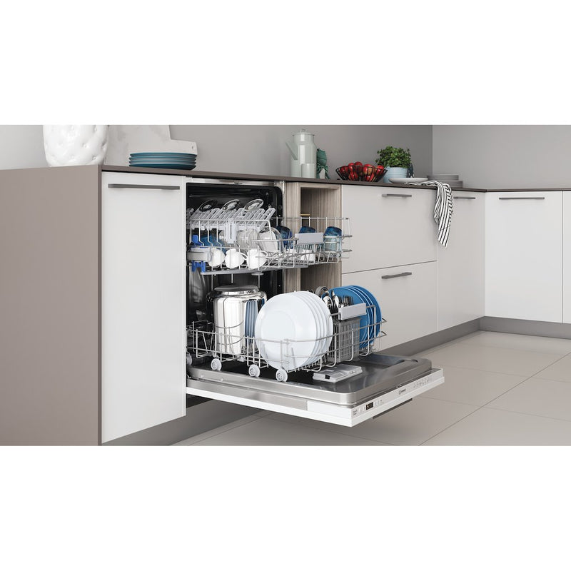 Indesit DIC 3B+16 UK Integrated Dishwasher (Discontinued)