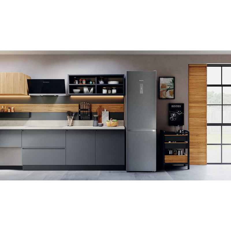 Hotpoint H9X94TSX Freestanding Fridge Freezer (Discontinued)