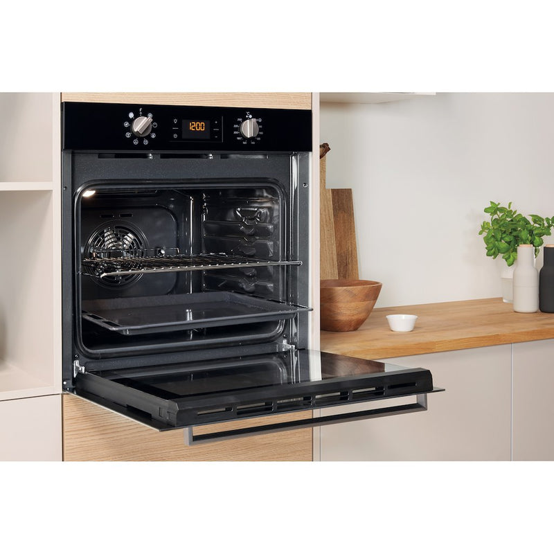 Indesit Aria IFW 6340 BL UK Electric Single Built-in Oven in Black (Discontinued)