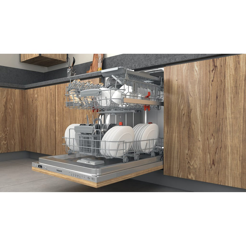Hotpoint HIC 3C33 CWE UK Fully Integrated Dishwasher (Discontinued)