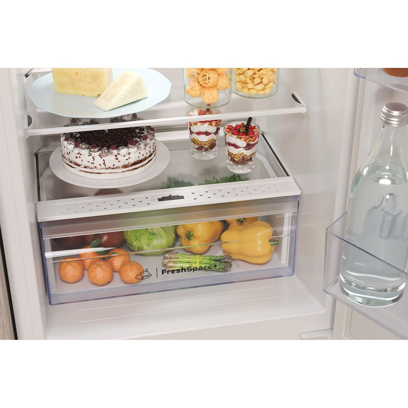 Indesit IBC185050F2 Built-in Fridge Freezer (Discontinued)