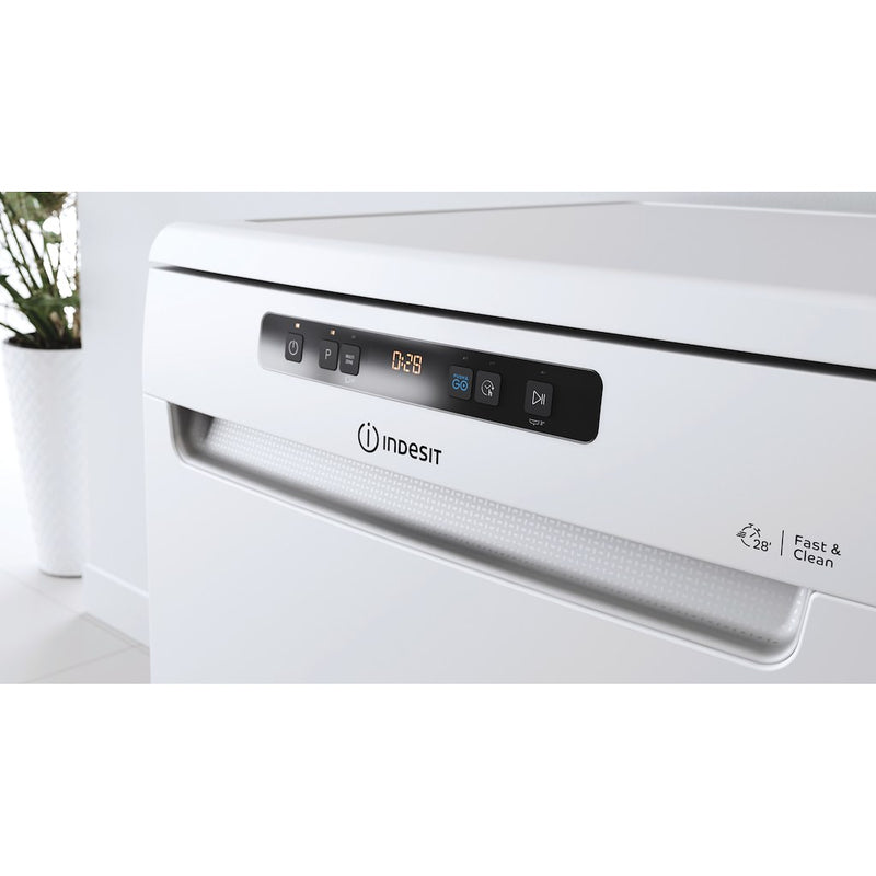 Indesit DFO 3T133F UK Dishwasher - White