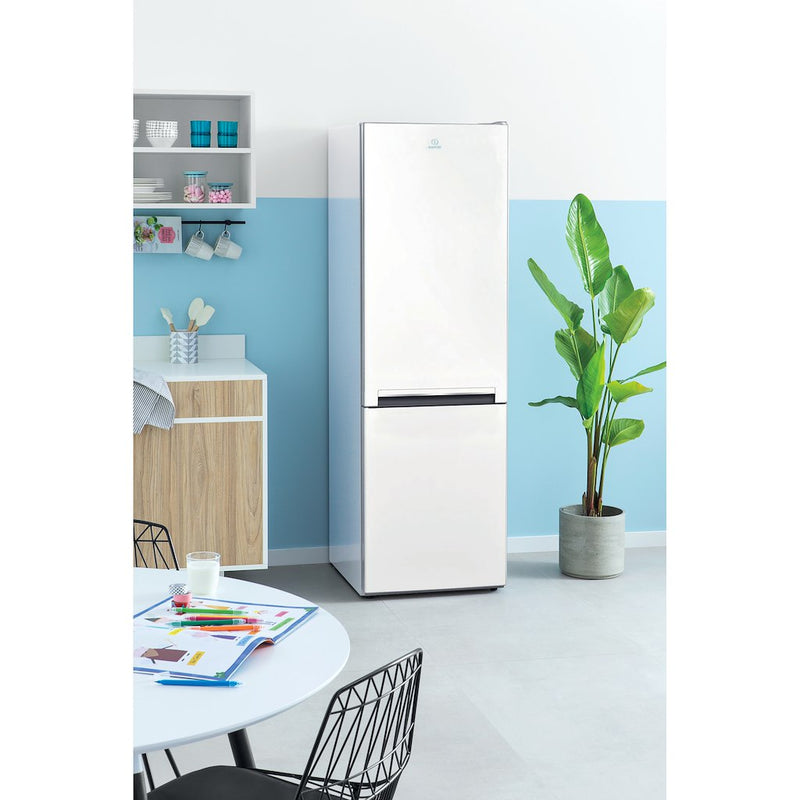 Indesit LD70S1W Freestanding Fridge Freezer - White (Discontinued)