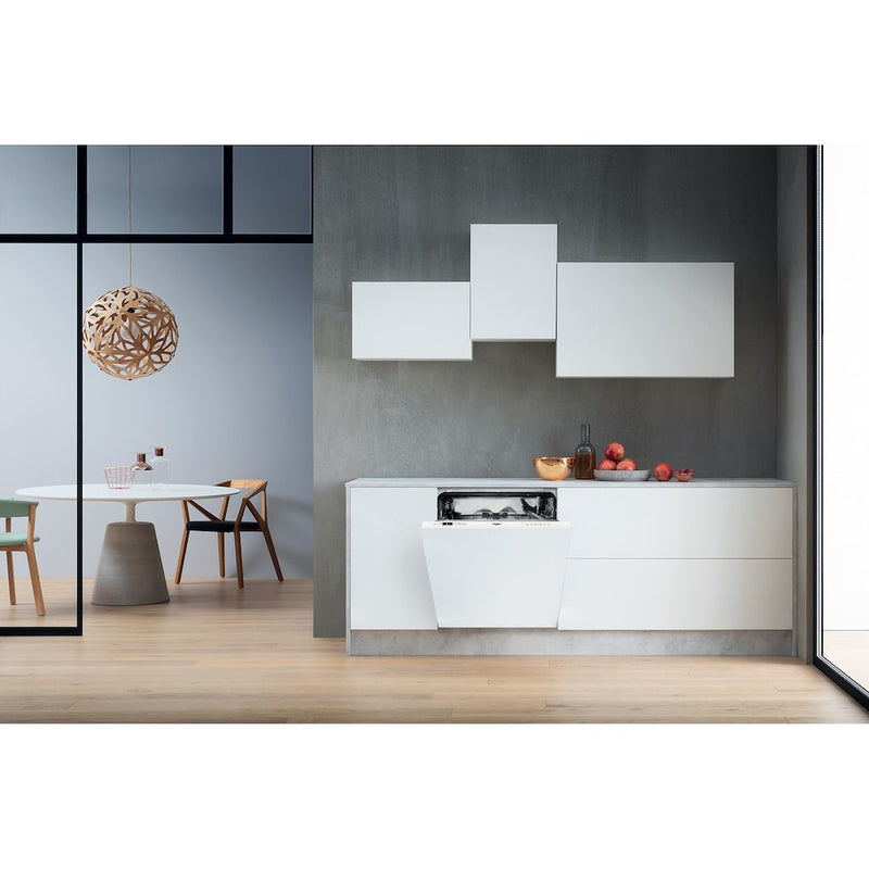 Whirlpool WIC3B19UKN Integrated Dishwasher (Discontinued)