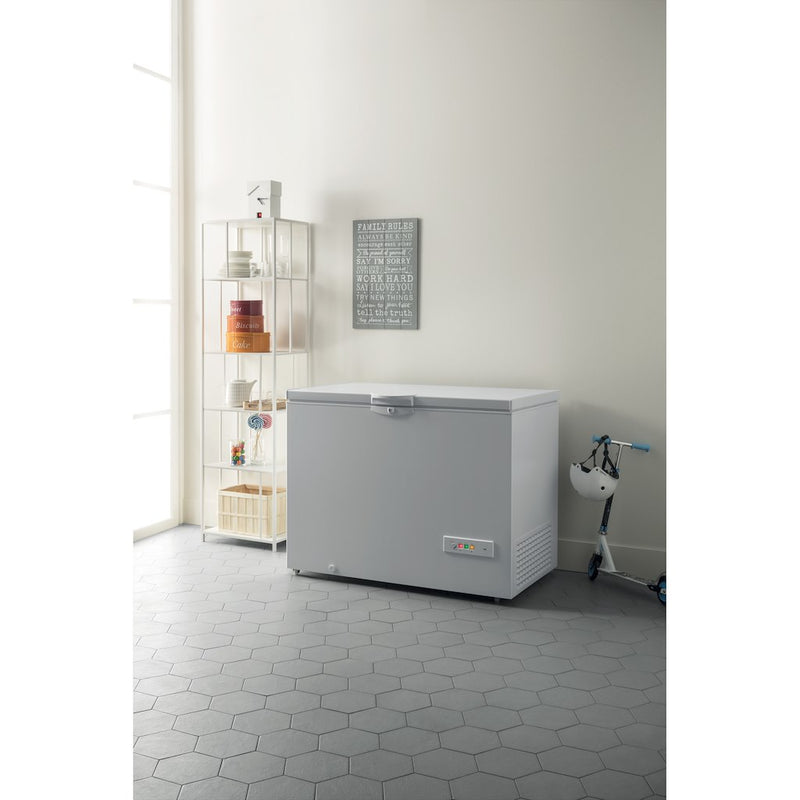 Indesit OS 1A 250 H2 1 Chest Freezer - White (Discontinued)