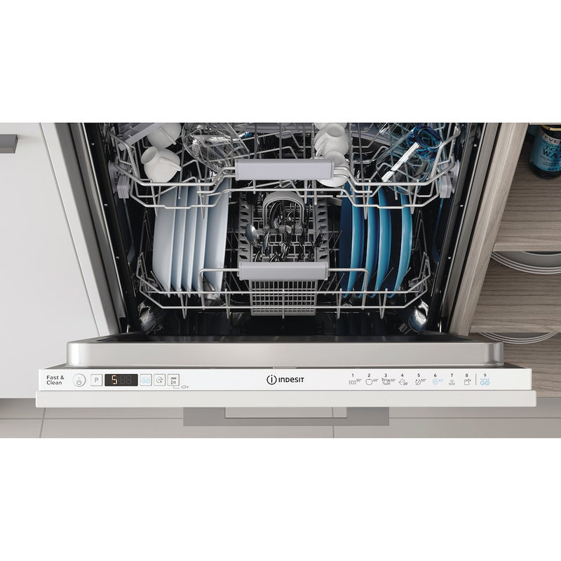 Indesit Integrated dishwasher: full size, white colour - D2I HD526  UK