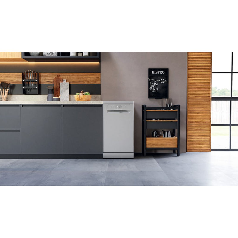 Hotpoint Slimline HF9E 1B19 S UK Freestanding Dishwasher (Discontinued)