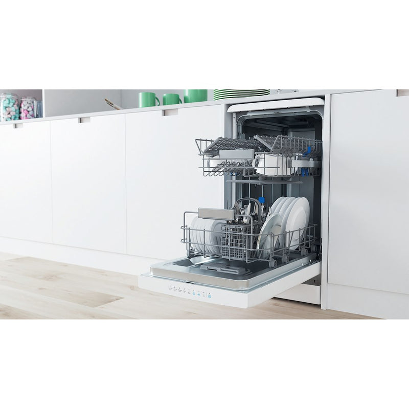 Indesit DSFO 3T224 Z UK N Dishwasher - White (Discontinued)
