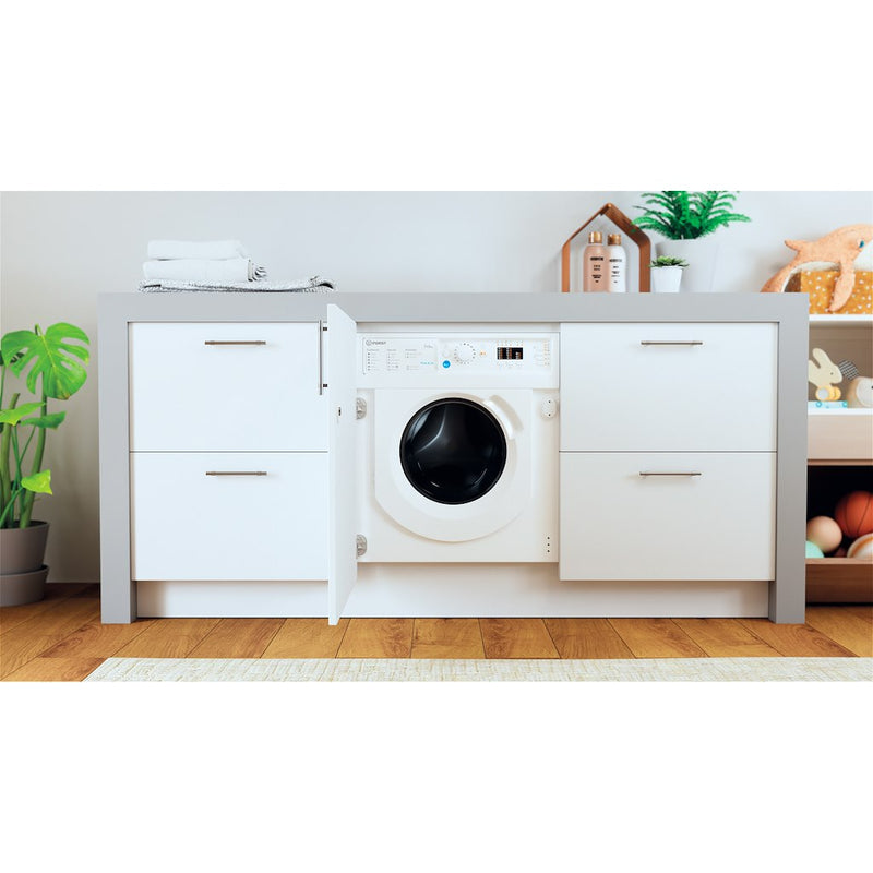 Indesit BI WDIL 75125 UK N Integrated Washer Dryer 7kg Wash 5kg Dry (Discontinued)