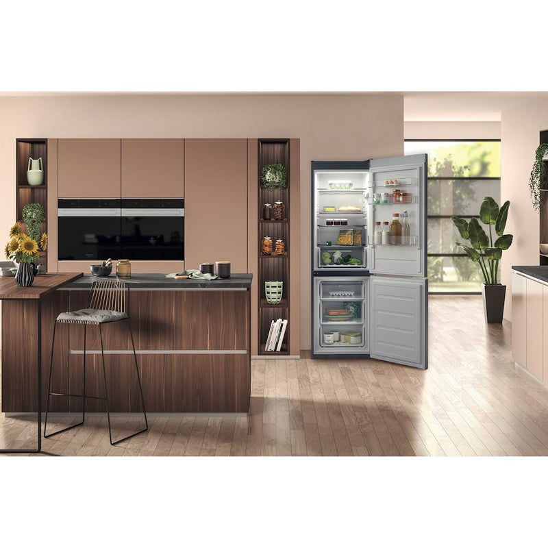 Hotpoint H1NT821EOX Freestanding Fridge Freezer (Discontinued)