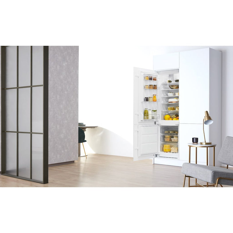 Whirlpool ART20163ANF0 Integrated Fridge Freezer (Discontinued)