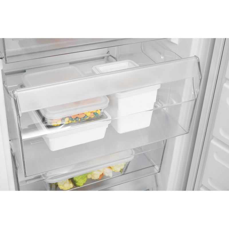 Hotpoint HF1801EF2 integrated upright freezer (Discontinued)
