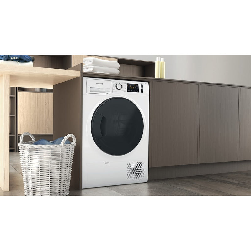 Hotpoint NT M11 9X3E UK Heat Pump Tumble Dryer - White (Discontinued)