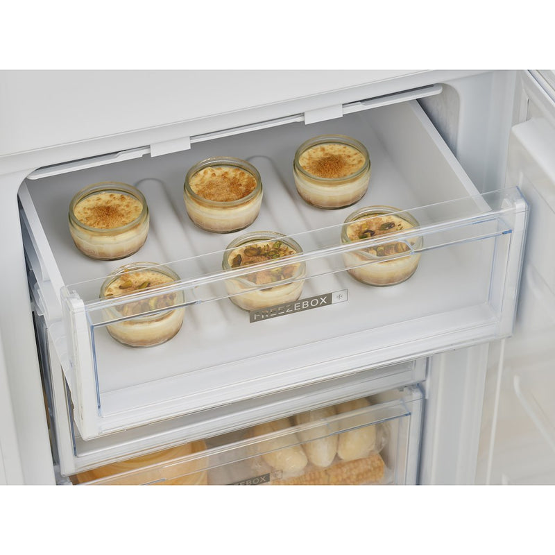 Whirlpool W5821EWUK fridge freezer (Discontinued)