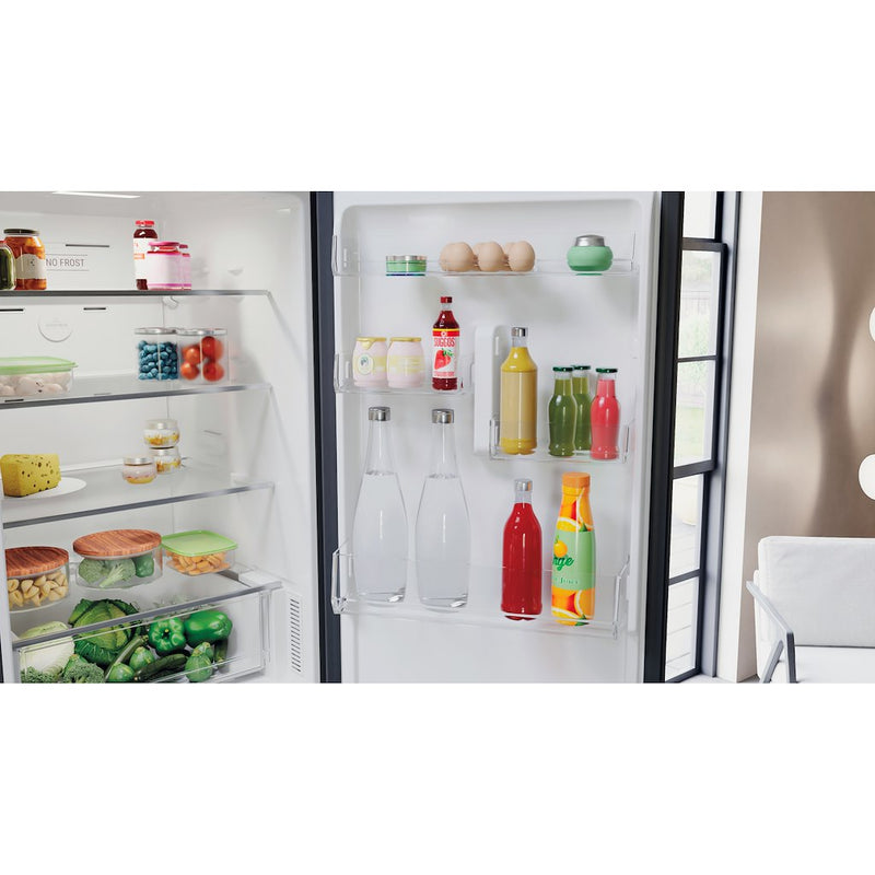 Hotpoint H5X82OSK Freestanding Fridge Freezer (Discontinued)