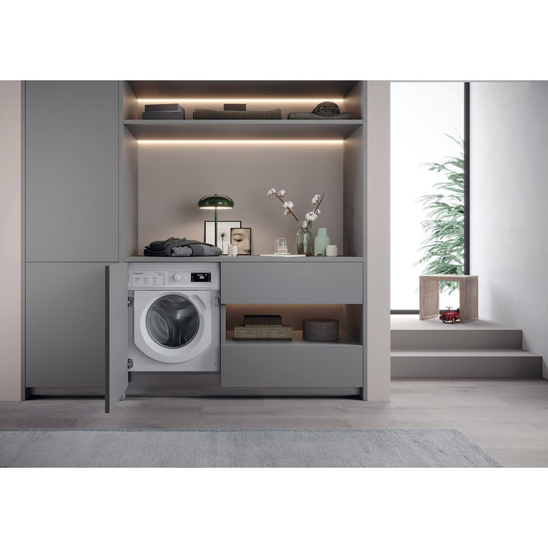Hotpoint BI WDHG 961484 UK Integrated Washer Dryer 9kg Wash 6KG Dry (Discontinued)