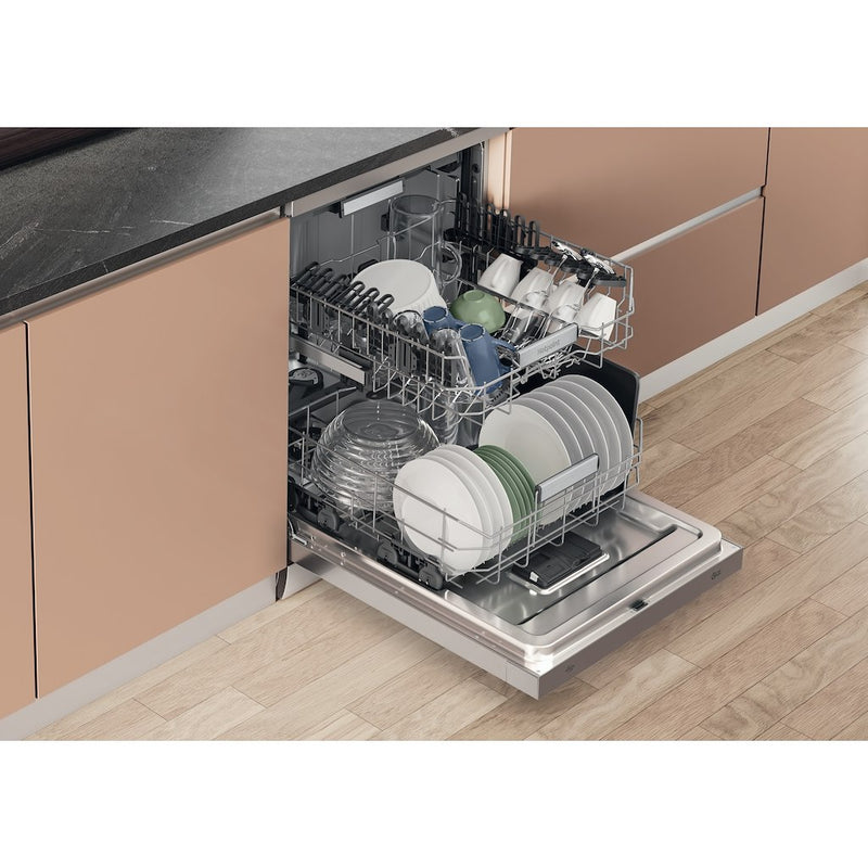 Hotpoint dishwasher: full size, inox (Discontinued)