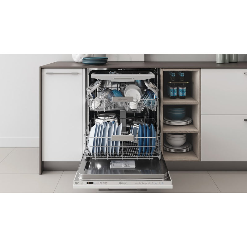 Indesit DIO 3T131 FE UK Fullsize Integrated Dishwasher