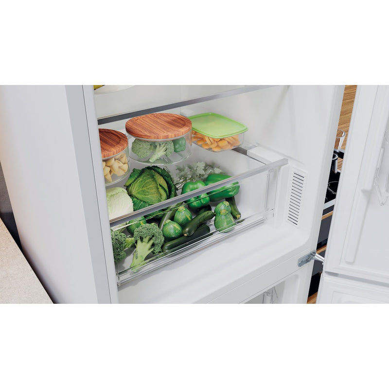 Hotpoint H7X83AW Freestanding Fridge Freezer (Discontinued)