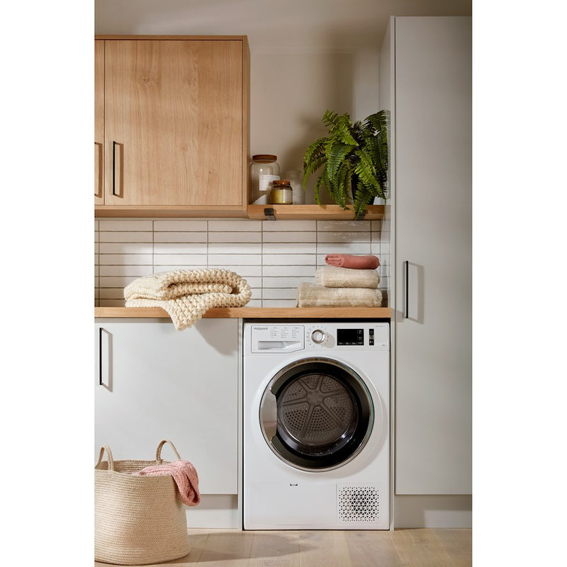 Hotpoint ActiveCare NT M11 82XB Heat Pump Tumble Dryer - White (Discontinued)