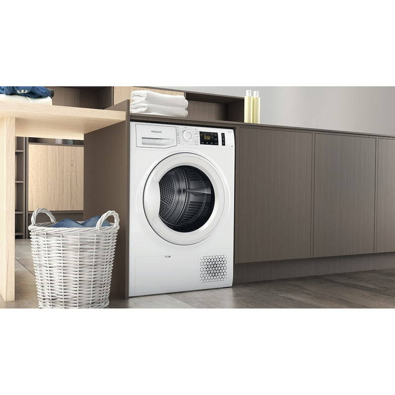 Hotpoint 8kg NT M11 82 UK Freestanding Heat Pump Tumble Dryer - White (Discontinued)