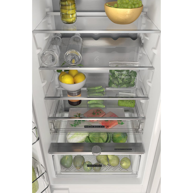 Whirlpool WHC18 T332 P UK Built-In Fridge Freezer