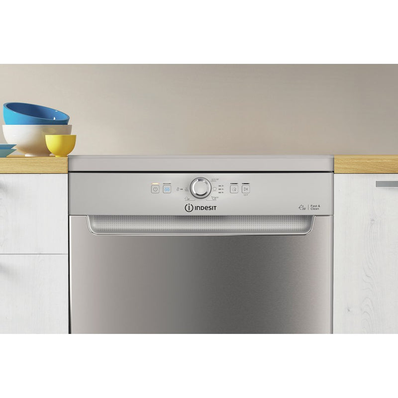 Indesit DFE 1B19 X UK Dishwasher - Silver (Discontinued)