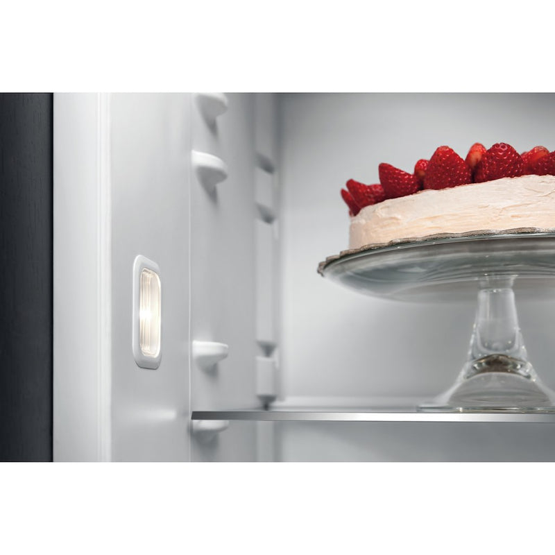 Whirlpool ARG18083A Integrated Fridge (Discontinued)