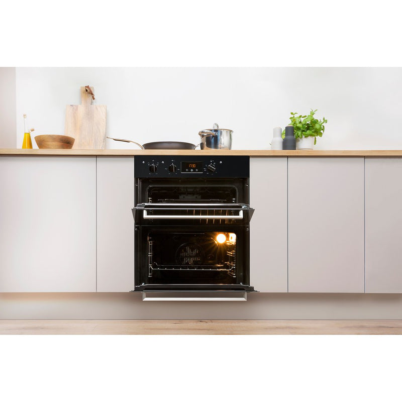 Indesit Aria IDU 6340 BL Electric Built-under Oven in Black (Discontinued)