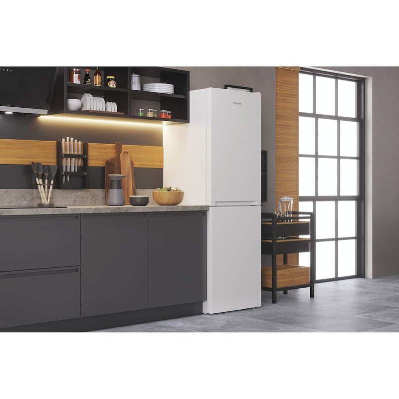 Hotpoint HTFC850TI1W1 Freestanding Fridge Freezer - White (Discontinued)