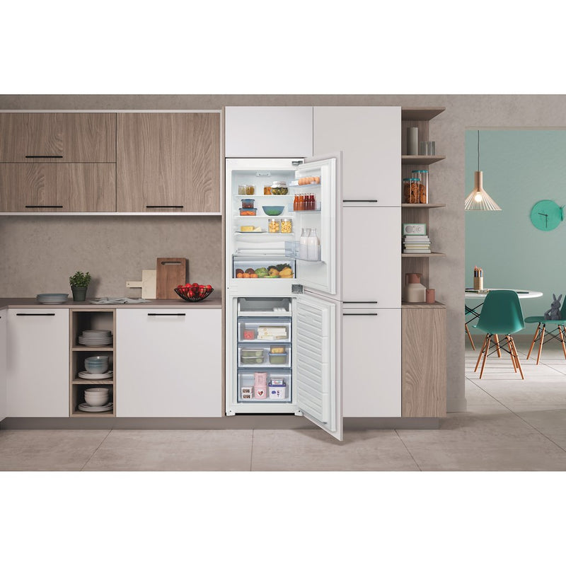 Indesit EIB150502D Built In Fridge Freezer (Discontinued)