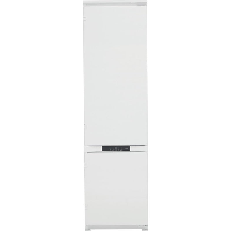 Hotpoint BCB8020AAFC0 Built-In Fridge Freezer (Discontinued)