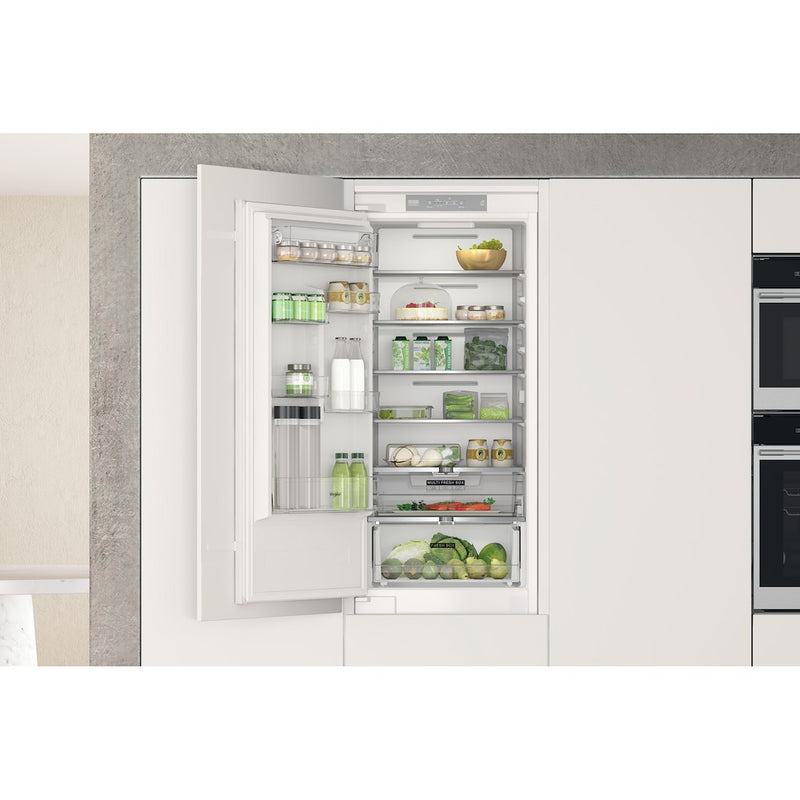 Whirlpool WHC20 T321 UK Extra Tall Built-In Fridge Freezer (Discontinued)