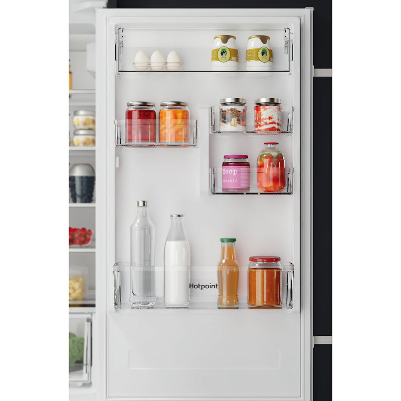Hotpoint HTC18T111UK Built in Fridge Freezer (Discontinued)