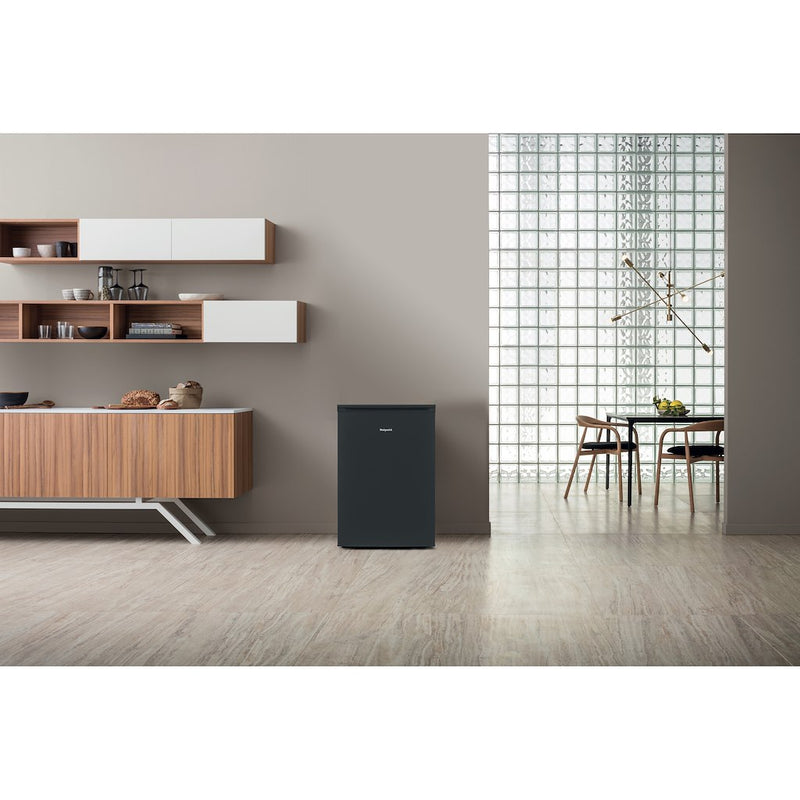Hotpoint H55RM1120BUK Freestanding Fridge (Discontinued)