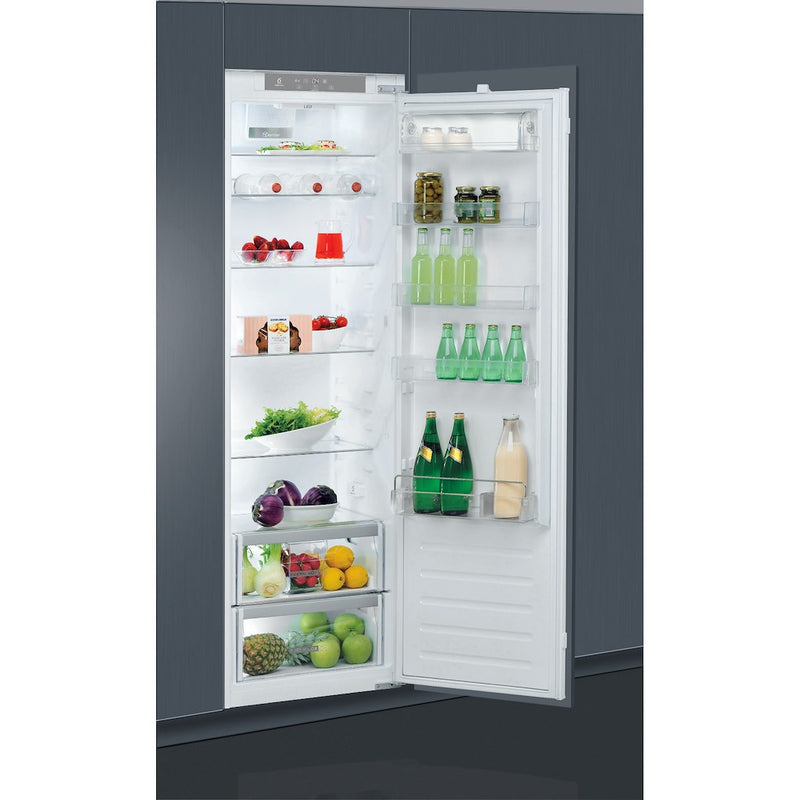 Whirlpool ARG1808322 integrated fridge (Discontinued)